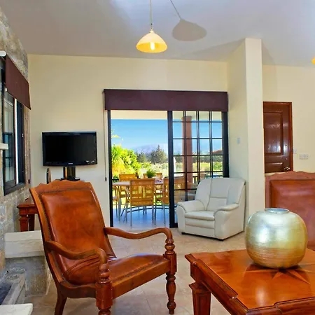 Βίλα Elaia By Πόλη